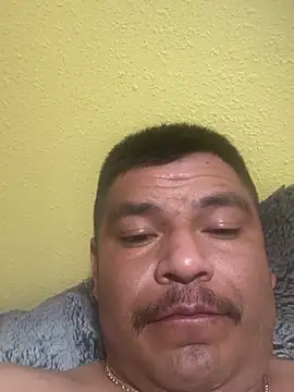 111pervertido online show from February 23, 9:06 am