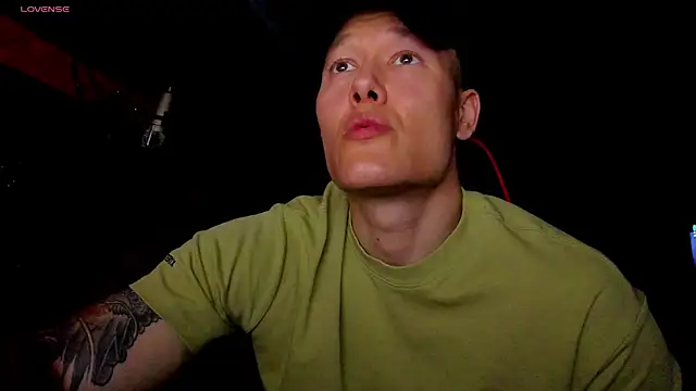 Snapshot of RODARRI chatting on September 9, 9:25 pm RODARRI online show from September 9, 9:25 pm