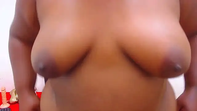 Snapshot of JUICYASSxxx chatting on March 18, 2:36 am JUICYASSxxx online show from March 18, 2:36 am