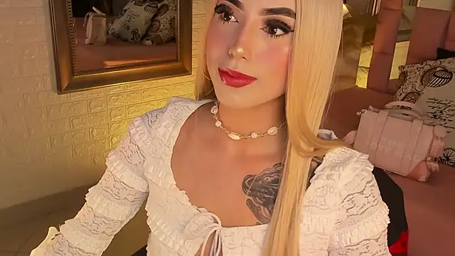 catalina  23 online show from December 26, 9:37 pm