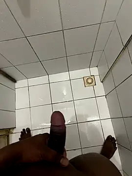 Snapshot of blackbamba24 chatting on October 4, 7:34 pm blackbamba24 online show from October 4, 7:34 pm