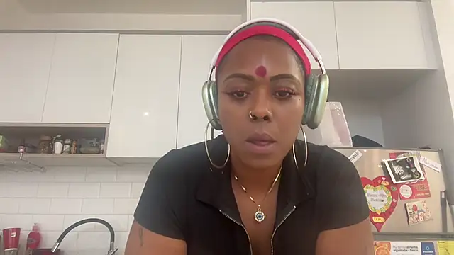 ChocolateCakeQueen online show from January 29, 11:14 pm