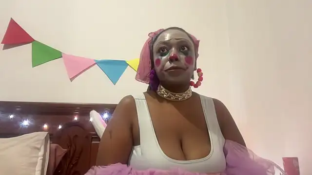 ChocolateCakeQueen online show from November 1, 3:52 am