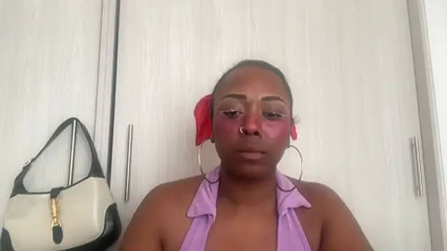 ChocolateCakeQueen online show from December 13, 8:36 pm