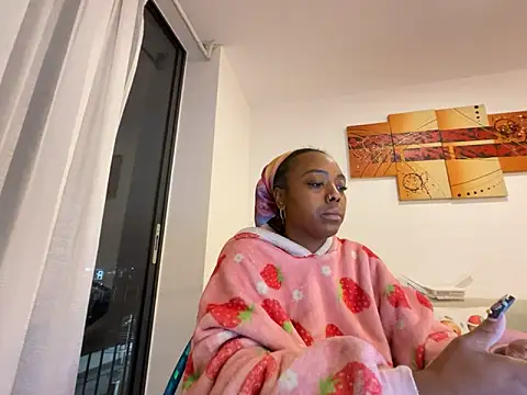 ChocolateCakeQueen online show from December 16, 12:26 am