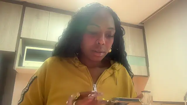 ChocolateCakeQueen online show from February 27, 8:58 am