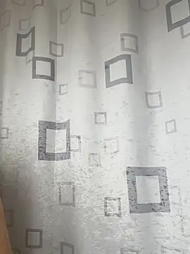 hannahb-e online show from January 25, 3:30 pm