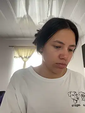 hannahb-e online show from October 9, 3:21 pm