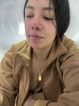 Snapshot of hannahb-e chatting on March 9, 5:28 pm hannahb-e online show from March 9, 5:28 pm