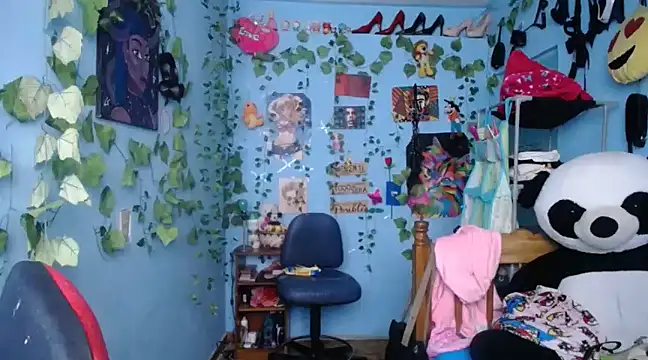 nicole ink online show from March 7, 9:27 pm