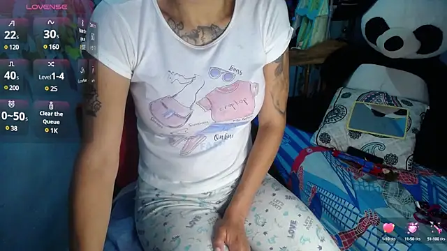 nicole ink online show from March 14, 1:13 pm