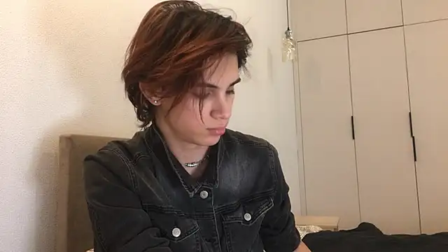 k0sta  online show from December 28, 8:48 am