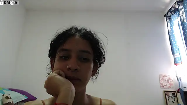 Snapshot of AlinaWoolf_ chatting on November 26, 2:51 pm AlinaWoolf online show from November 26, 2:51 pm