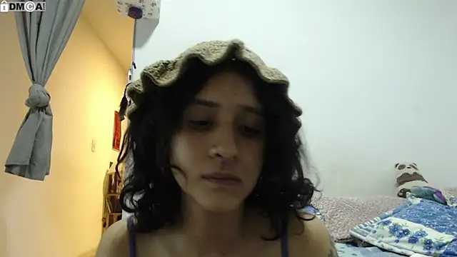 Snapshot of AlinaWoolf_ chatting on March 8, 10:46 pm AlinaWoolf online show from March 8, 10:46 pm
