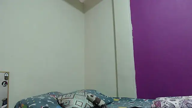 Snapshot of AlinaWoolf_ chatting on May 11, 4:04 pm AlinaWoolf online show from May 11, 4:04 pm