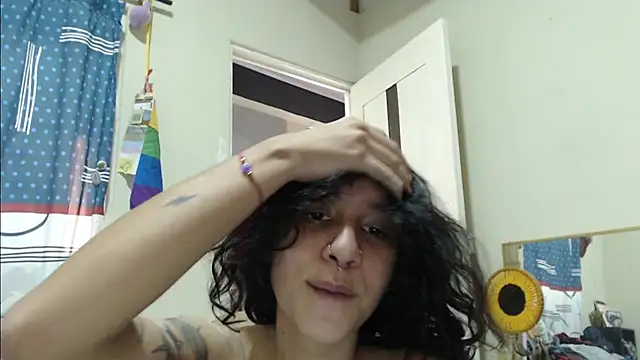 Snapshot of AlinaWoolf_ chatting on June 2, 4:09 pm AlinaWoolf online show from June 2, 4:09 pm