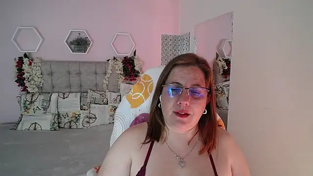 katie joness  online show from January 19, 4:04 pm