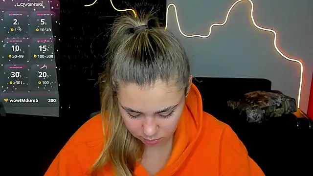 Snapshot of IsabellaBler chatting on November 18, 6:51 am IsabellaBler online show from November 18, 6:51 am