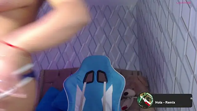 NicolleTaylor online show from March 21, 4:49 am