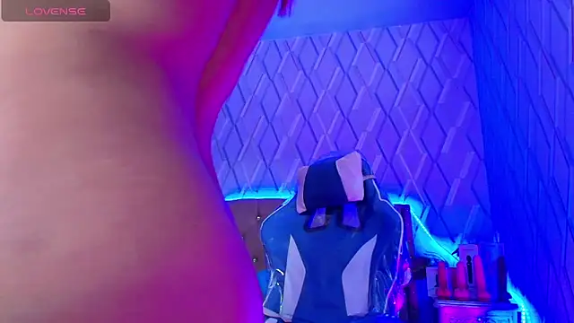 NicolleTaylor online show from October 29, 3:42 am