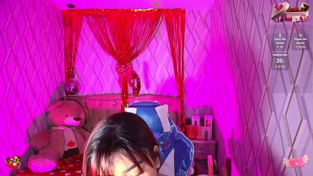 Snapshot of NicolleTaylor chatting on February 16, 3:02 am NicolleTaylor online show from February 16, 3:02 am