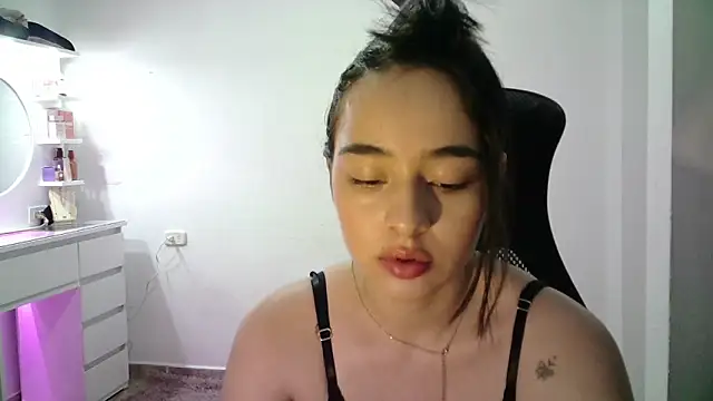 aineangeel online show from November 22, 12:53 am