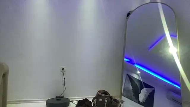 petitebeauty online show from December 4, 1:26 am