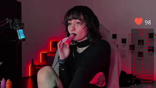 deadlysweet online show from March 2, 11:53 pm