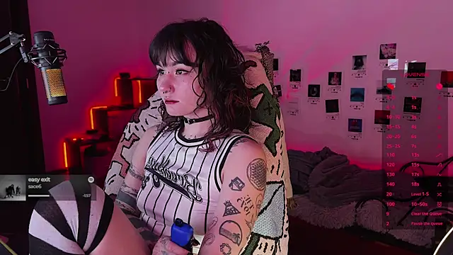 deadlysweet online show from November 28, 11:51 pm