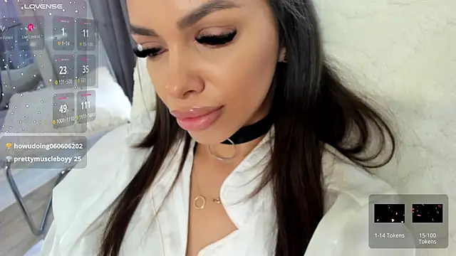 Selena Reeves online show from March 7, 12:01 pm