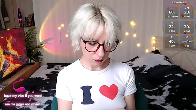  Moonlight t online show from November 24, 9:53 am