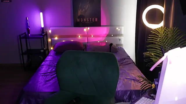  Moonlight t online show from July 20, 8:28 am