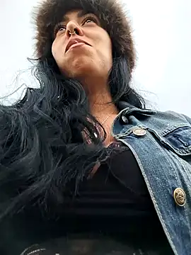 Emily Wane online show from February 16, 4:36 pm