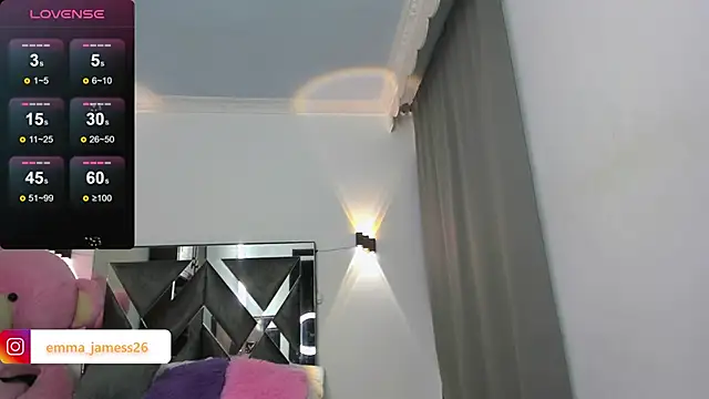 Emma jamess online show from December 7, 7:38 am