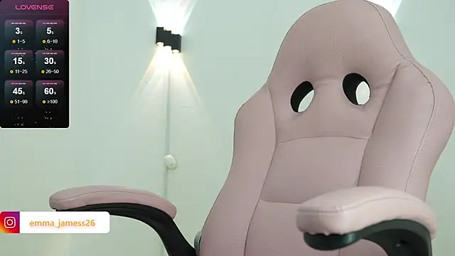 Emma jamess online show from July 26, 4:42 am