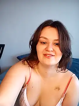 BlackCurly online show from January 5, 9:59 am