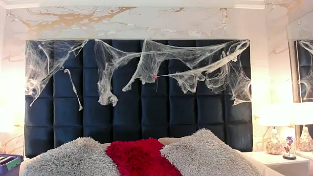 EVELIN MASON online show from October 19, 7:47 pm