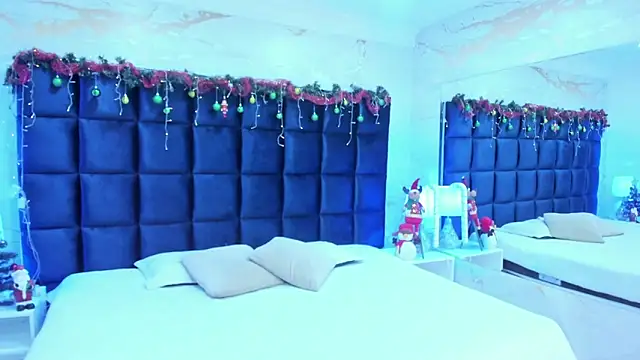 EVELIN MASON online show from December 15, 7:40 pm