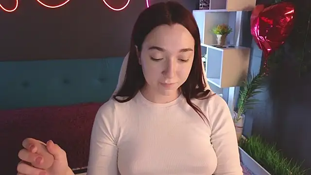 YasmineWest online show from March 4, 1:01 am