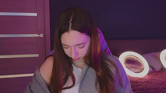 Snapshot of YasmineWest chatting on October 10, 1:48 am YasmineWest online show from October 10, 1:48 am