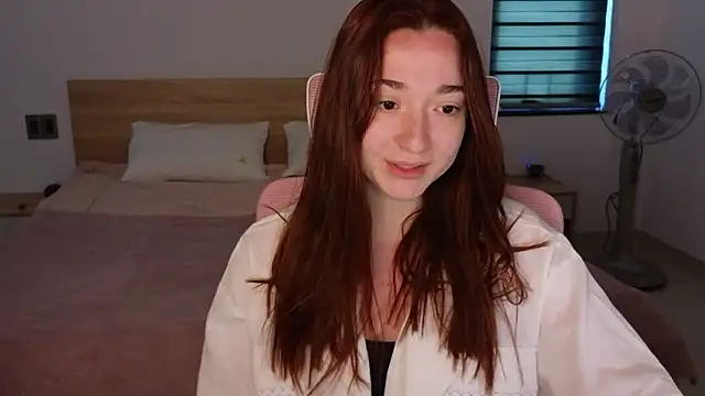 YasmineWest online show from March 19, 12:14 am