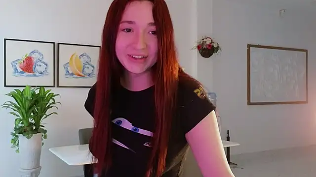YasmineWest online show from July 26, 1:25 am