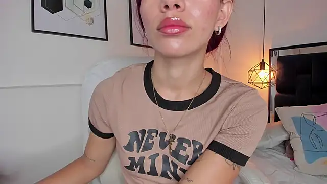 Snapshot of amysc chatting on September 22, 1:35 pm amysc online show from September 22, 1:35 pm