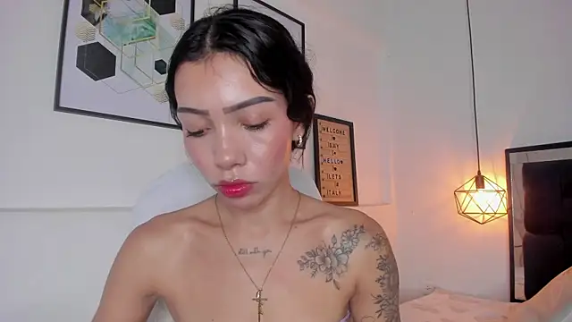 Snapshot of amysc chatting on October 10, 1:43 pm amysc online show from October 10, 1:43 pm