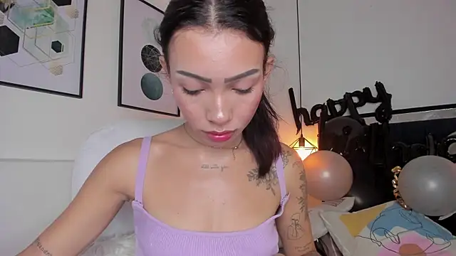 Snapshot of amysc chatting on October 29, 1:35 pm amysc online show from October 29, 1:35 pm