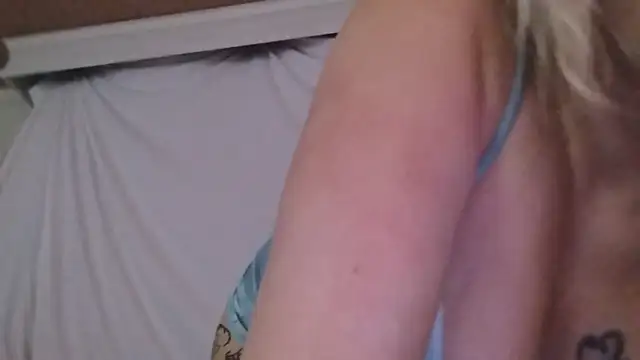SexxxiLexiiii online show from June 6, 1:00 am