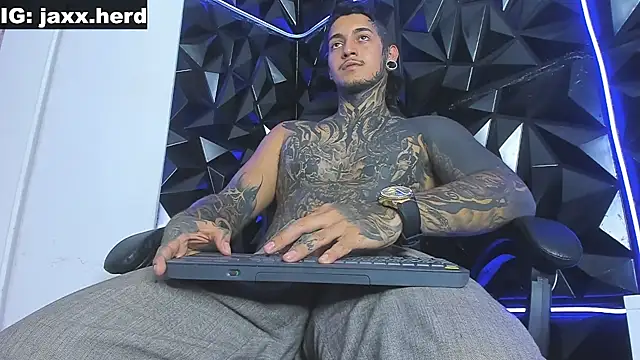 JAXXXONHERD online show from September 17, 11:45 am