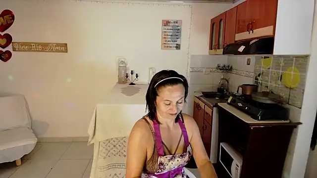 Snapshot of lollita_23_ chatting on March 31, 7:58 pm lollita 23 online show from March 31, 7:58 pm