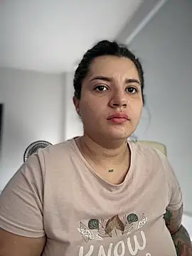 horny roomiess online show from December 21, 1:42 pm
