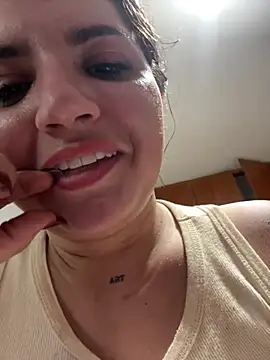 horny roomiess online show from January 24, 11:34 pm